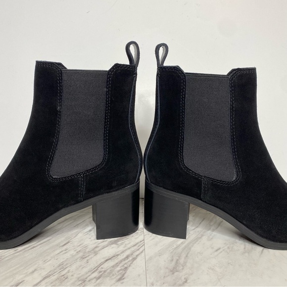 New! Steve Madden Rhiannon Black Suede Chelsea Bootie 7 1/2 M - Picture 8 of 14